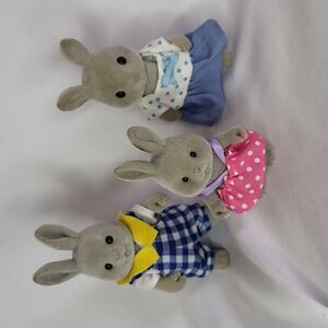 Easter BUNNY Flocked Rabbit Forest Family Vintage 1980s Figures Good used